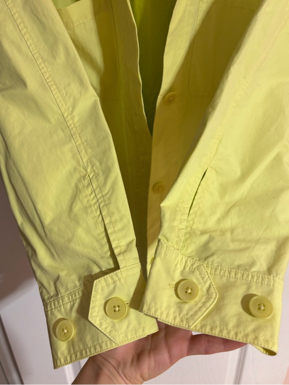 NWT Aritzia Babaton Graydon Oversized Cotton Shacket Sulphur Yellow Size Small - Picture 4 of 8